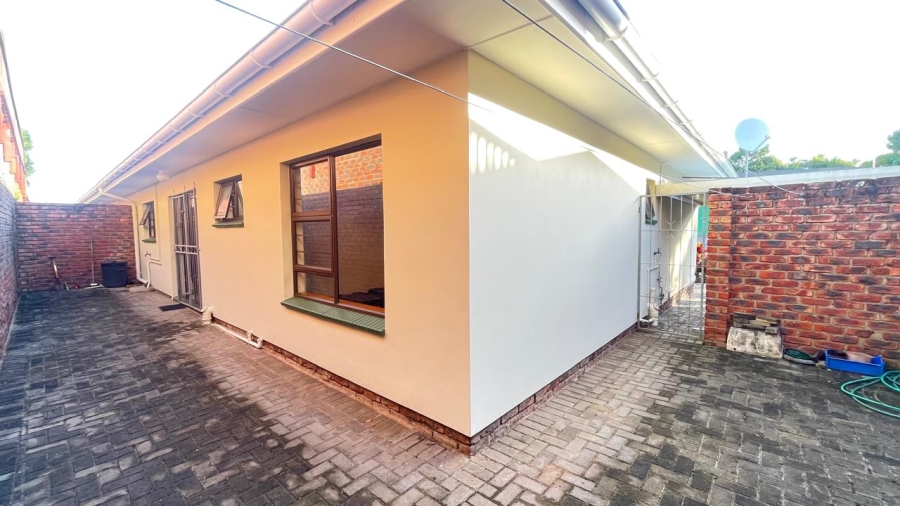 2 Bedroom Property for Sale in Gonubie Eastern Cape